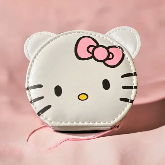 Hello Kitty Nail Clipper Set - Picture 3 of 3